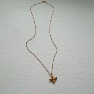 14k Gold Filled Bee Pendant Necklace